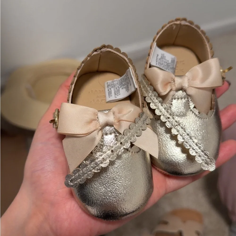 Janie and Jack 3-6 months infant Metallic Gold Bow Mary Jane Shoes